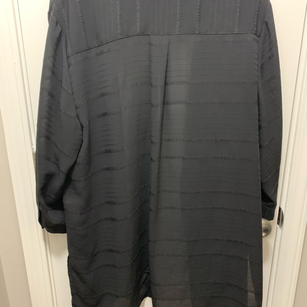 Button up Blouse - Picture 2 of 3
